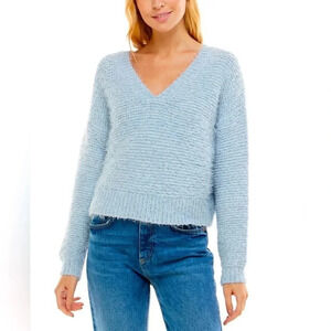 Ultra Flirt Juniors' Textured V-Neck Sweater, Brand New with tags💙S size